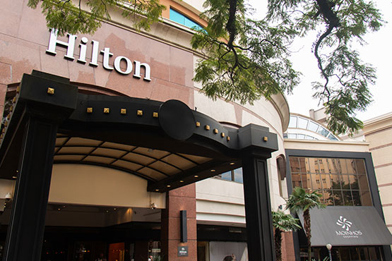 Fachada do Hotel Hilton Porto Alegre